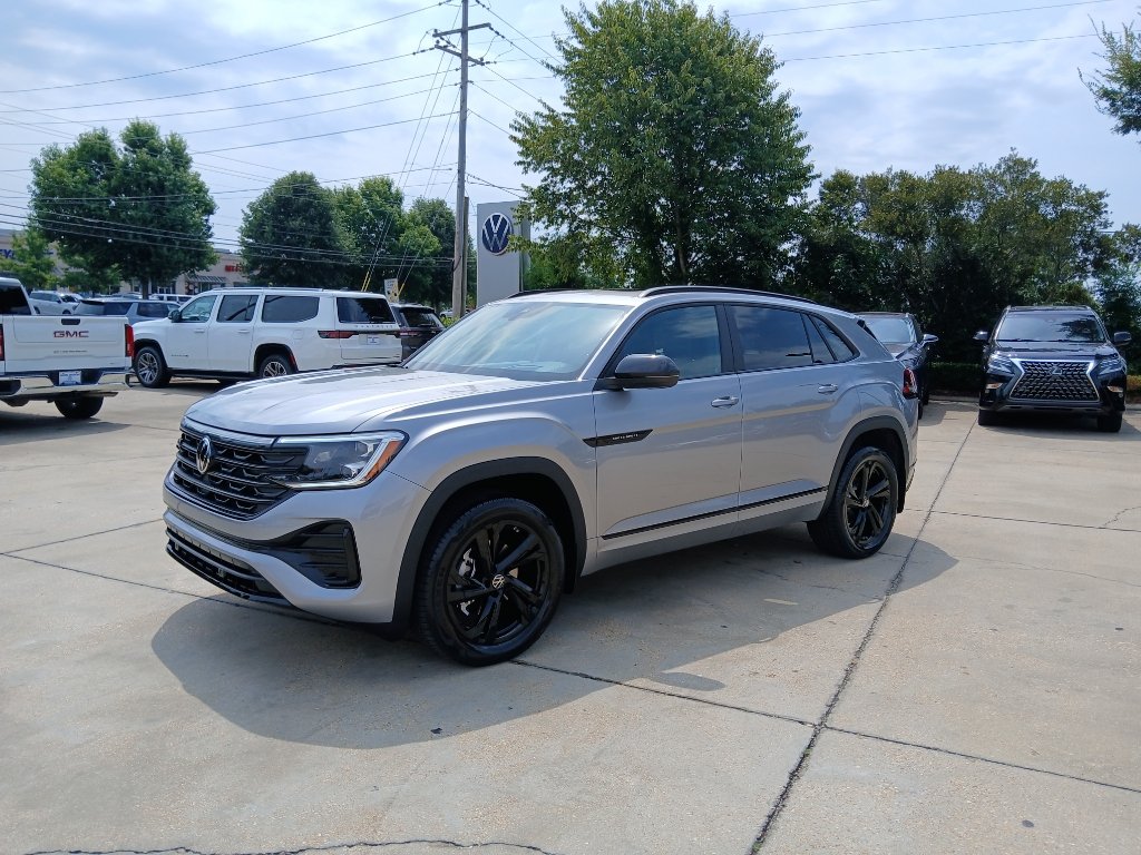 New 2026 Volkswagen Atlas Cross Sport SEL R-Line AWD/4WD image 3