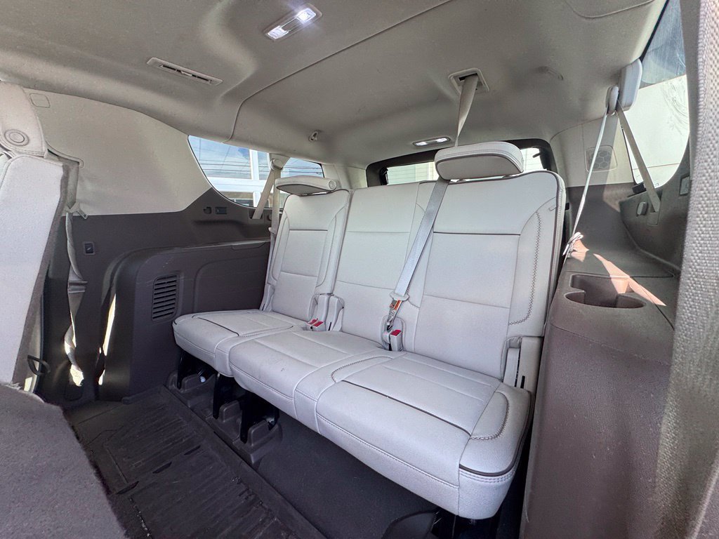 Used 2023 GMC Yukon XL Denali w/ Denali Reserve Package AWD/4WD image 26