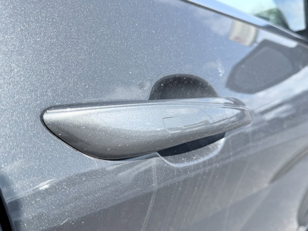 New 2025 Hyundai Elantra Limited image 19