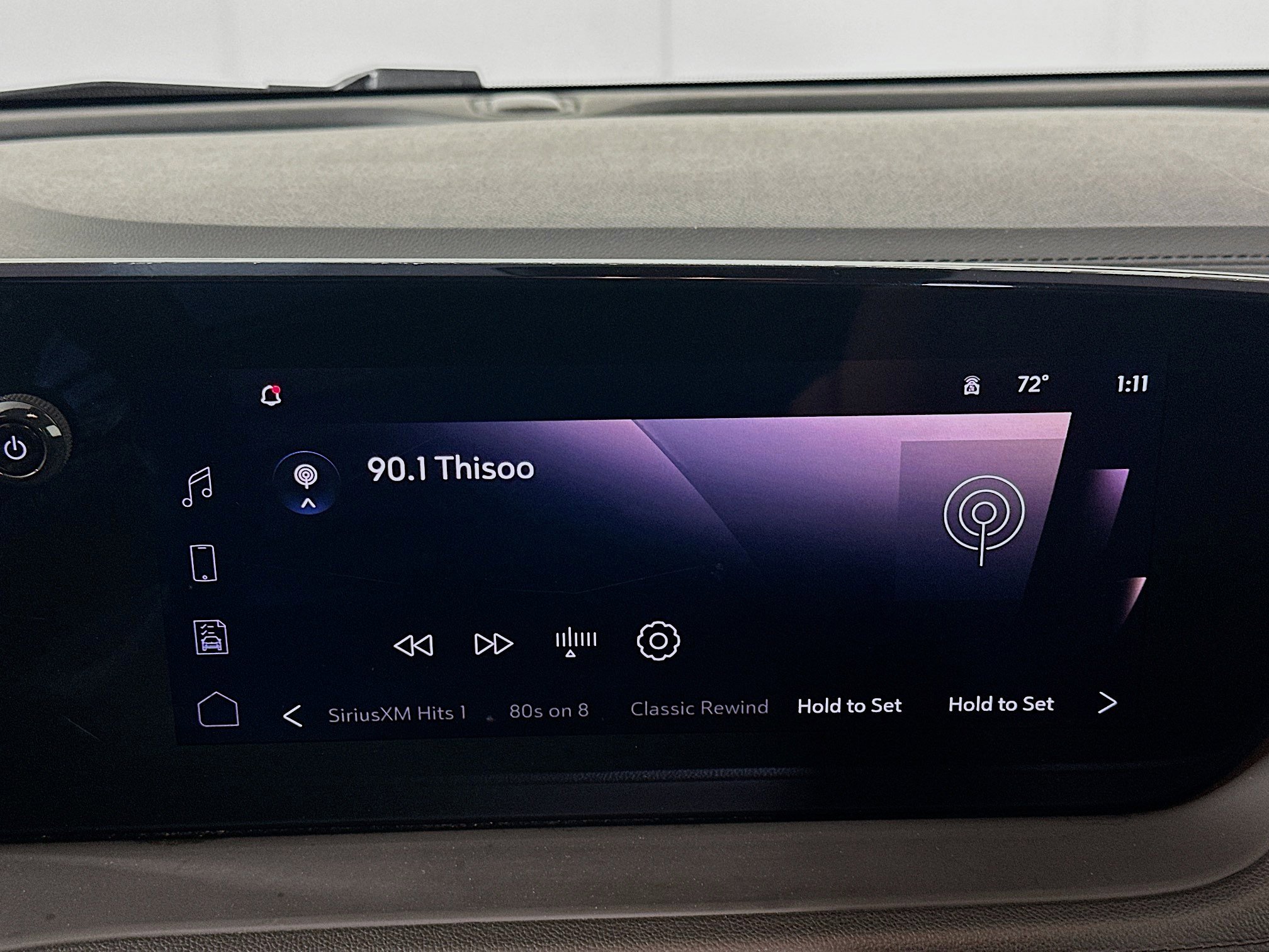 Used 2024 Buick Encore GX Sport Touring image 19