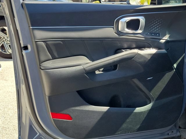 Certified 2022 Kia Sorento SX FWD image 24