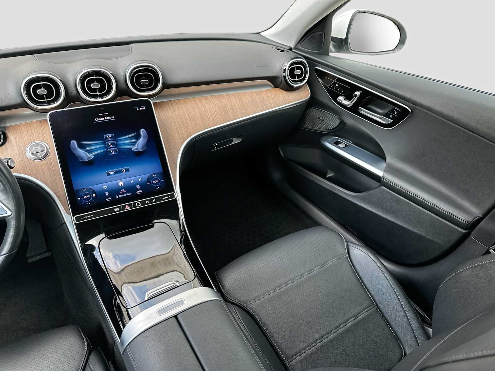 Certified 2022 Mercedes-Benz C 300 Sedan image 24