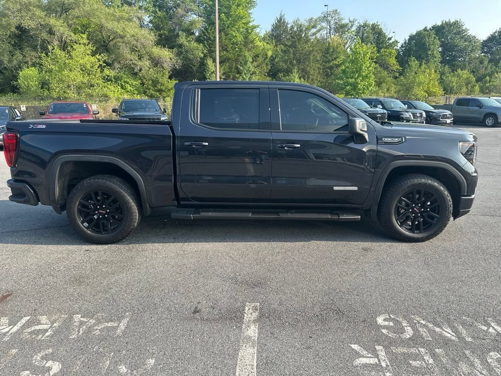 Used 2024 GMC Sierra 1500 Elevation w/ LPO, Elevation Black Package AWD/4WD image 4
