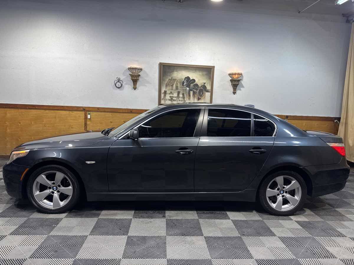 Used 2008 BMW 528i Sedan image 2