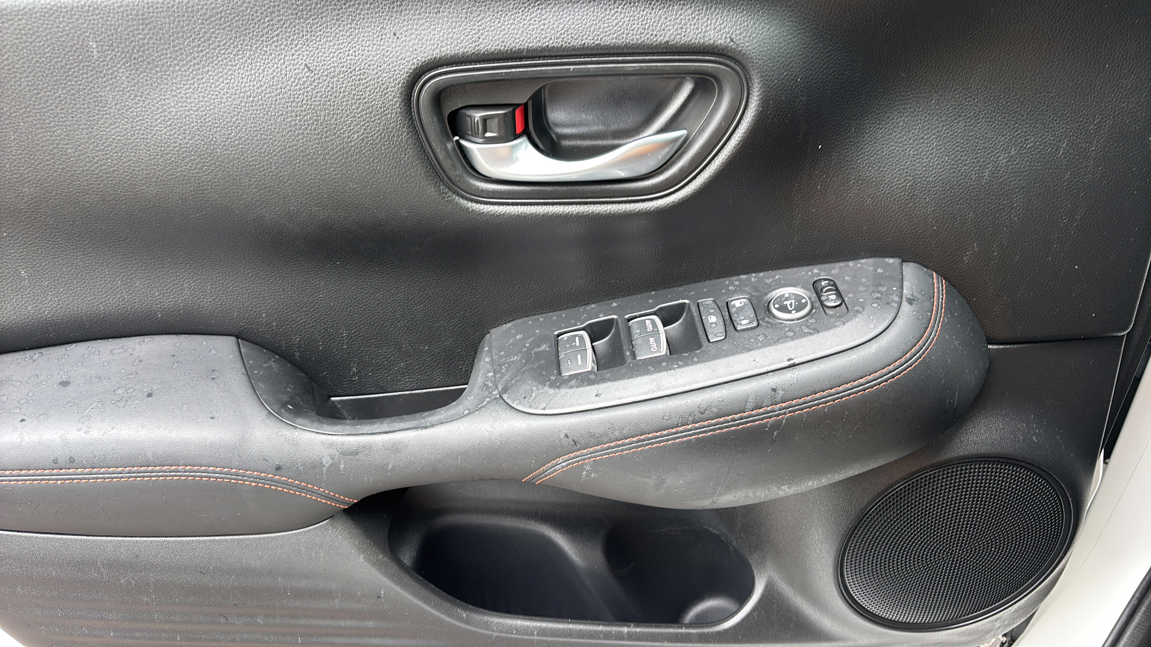 Certified 2024 Honda HR-V Sport image 17