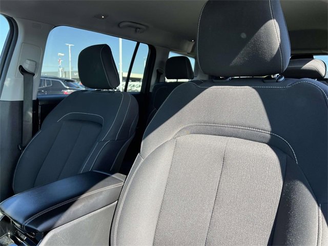 Used 2023 Jeep Grand Cherokee L Laredo image 25