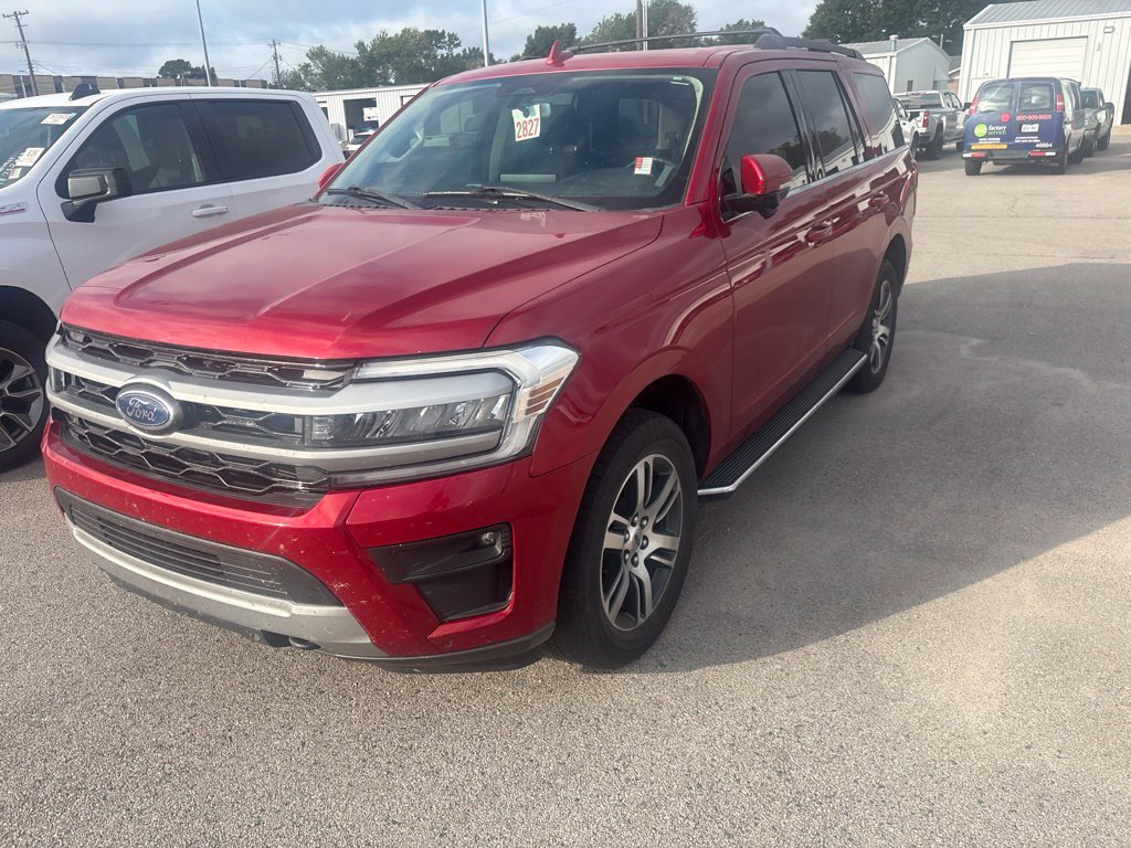 Used 2022 Ford Expedition XLT AWD/4WD image 6