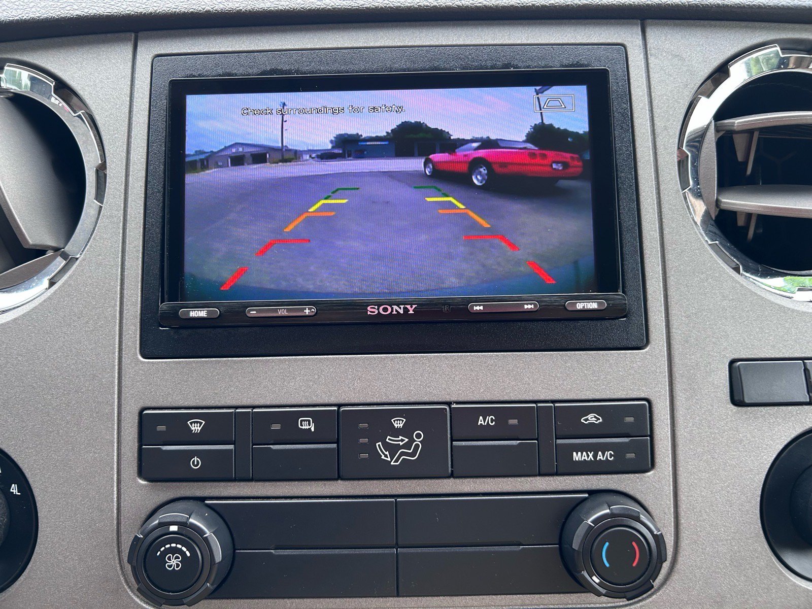 Used 2016 Ford F450 XLT w/ FX4 Off-Road Package AWD/4WD image 29