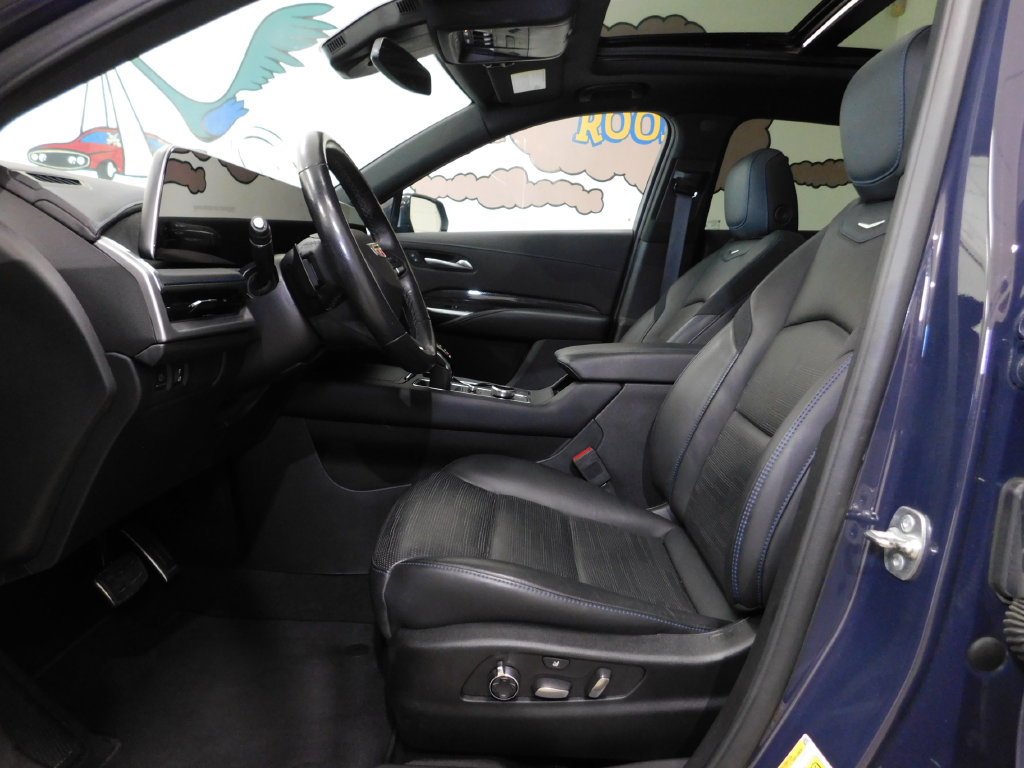 Used 2024 Cadillac XT4 Sport AWD/4WD image 21