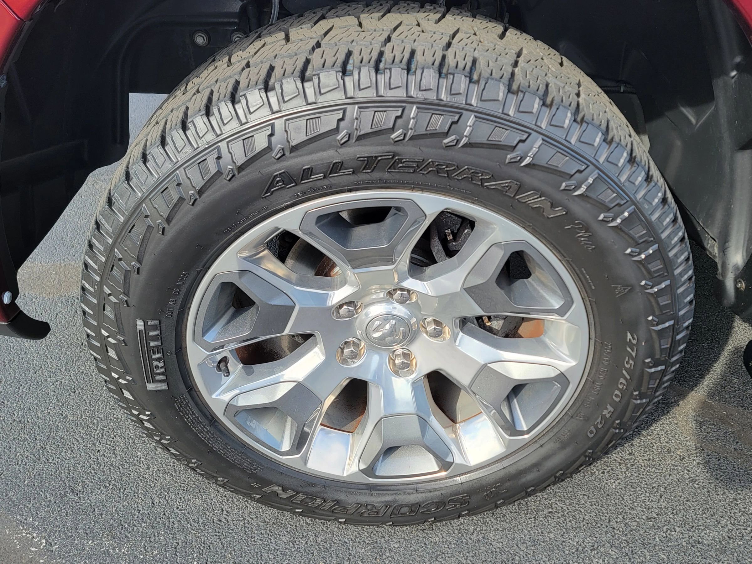 Used 2018 RAM 1500 Limited image 9