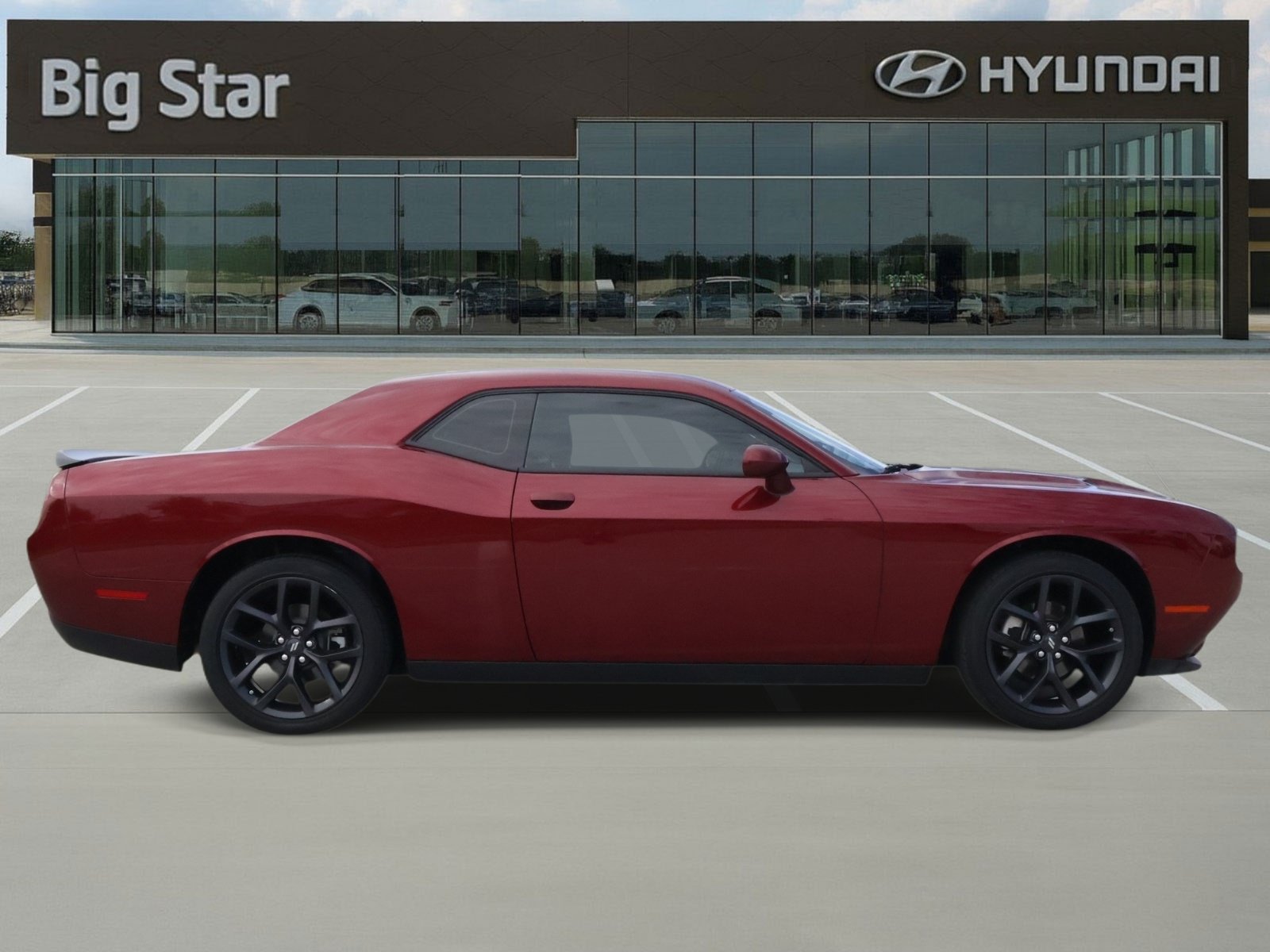Used 2023 Dodge Challenger SXT w/ Blacktop Package RWD image 5