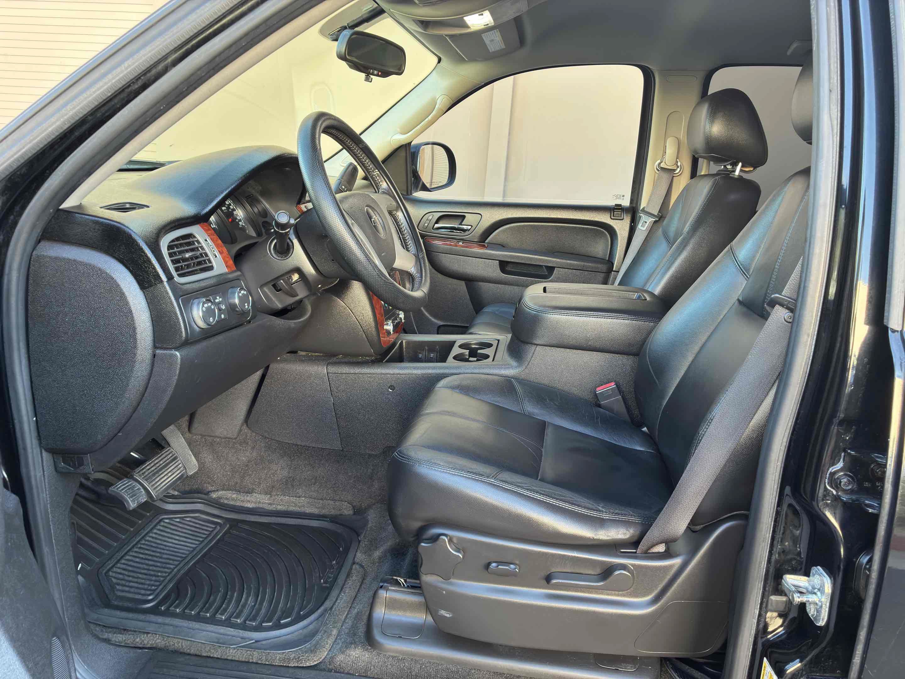 Used 2012 Chevrolet Tahoe LT AWD/4WD image 34