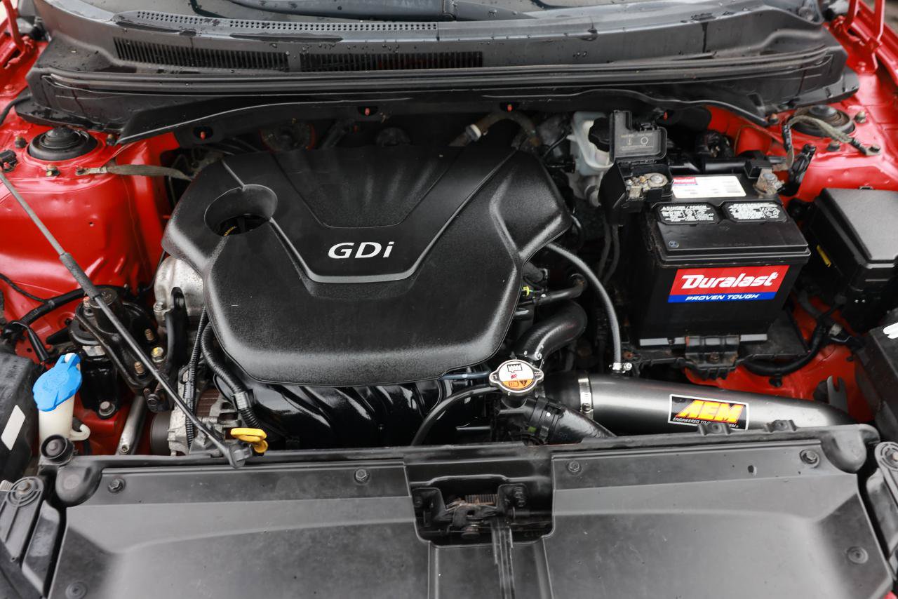 Used 2013 Hyundai Veloster w/ Style Pkg FWD image 39