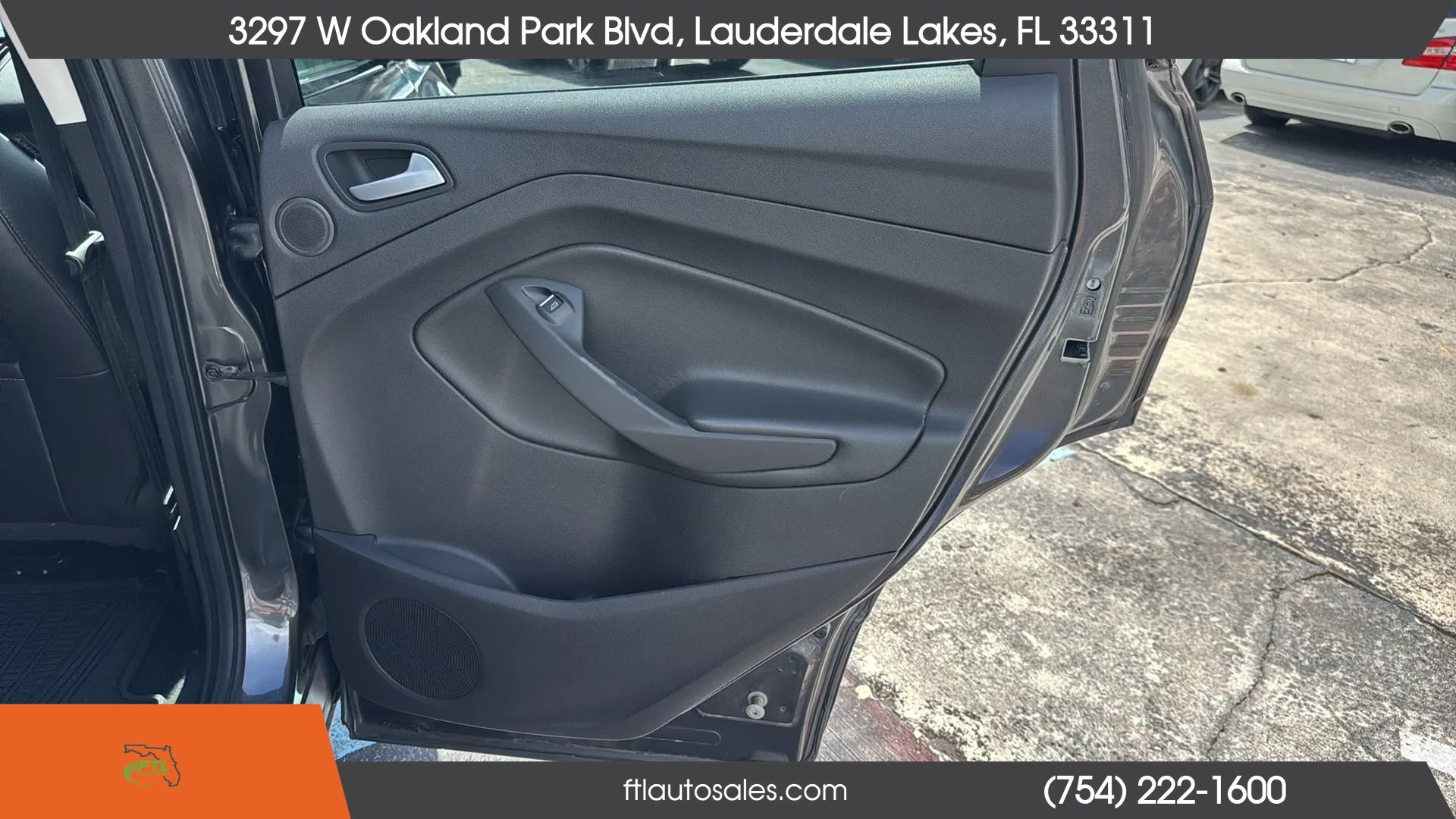 Used 2016 Ford Escape Titanium w/ Equipment Group 301A FWD image 38