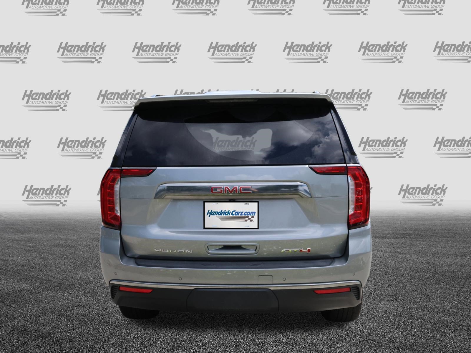 Used 2024 GMC Yukon AT4 w/ Technology Package AWD/4WD image 8