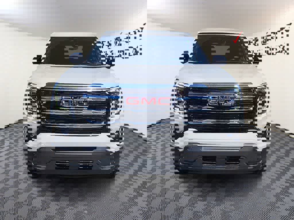 Used 2026 GMC Terrain Elevation image 2