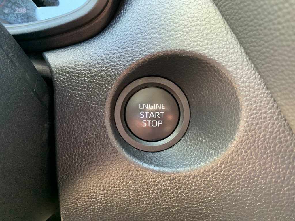 Used 2026 Toyota Corolla Cross LE FWD image 26