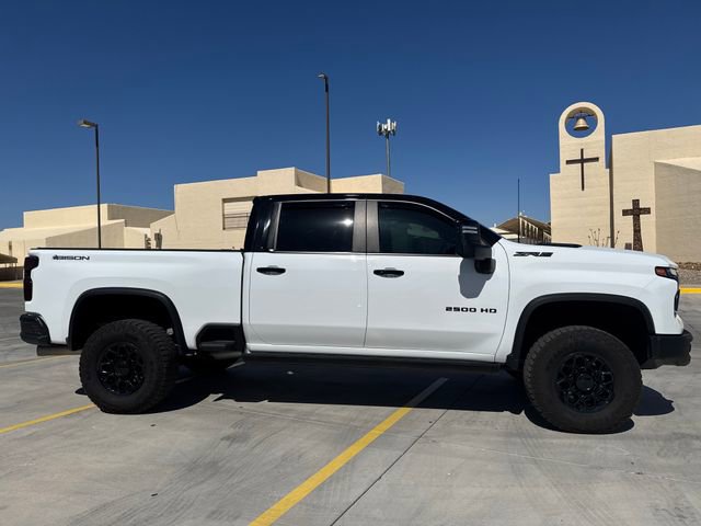Used 2025 Chevrolet Silverado 2500 ZR2 w/ ZR2 Bison Edition AWD/4WD image 6