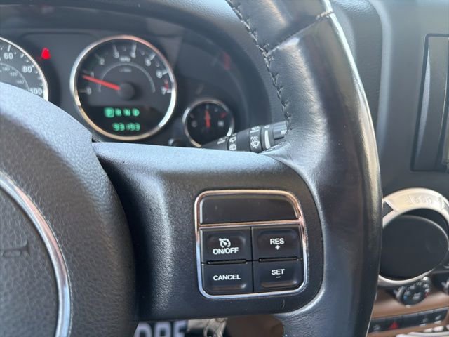 Used 2014 Jeep Wrangler Unlimited Rubicon w/ Dual Top Group image 19