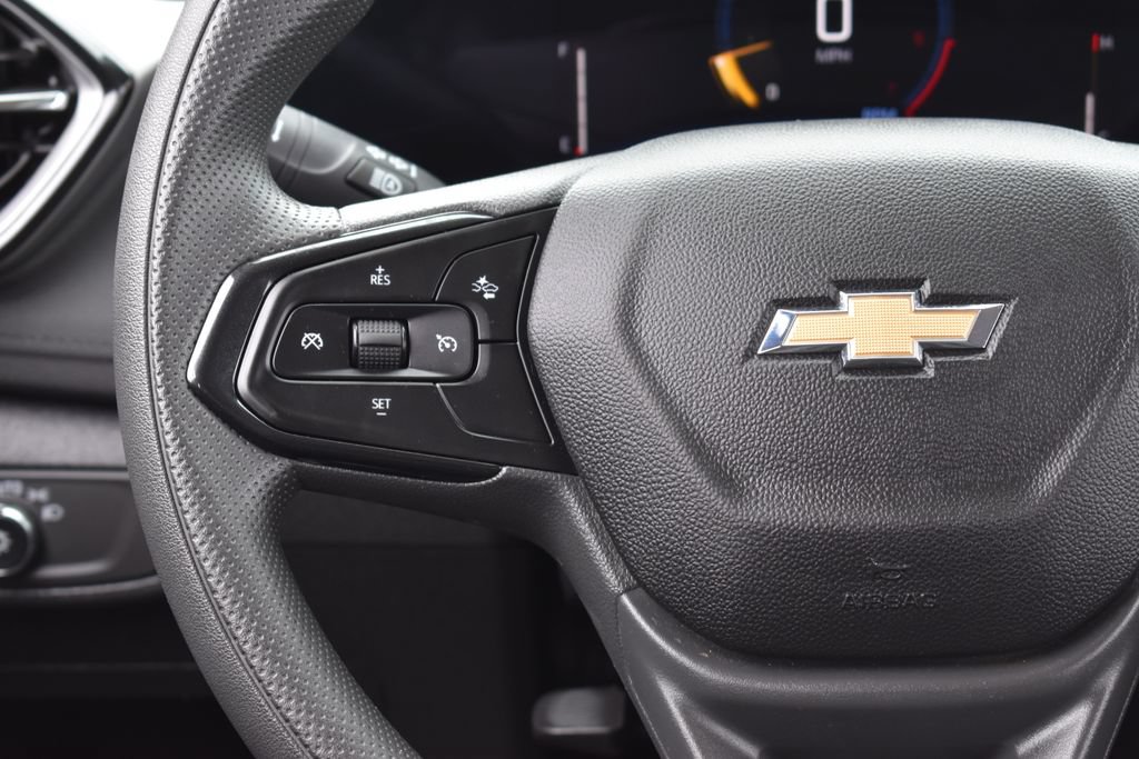 Used 2025 Chevrolet TrailBlazer LT AWD/4WD image 17