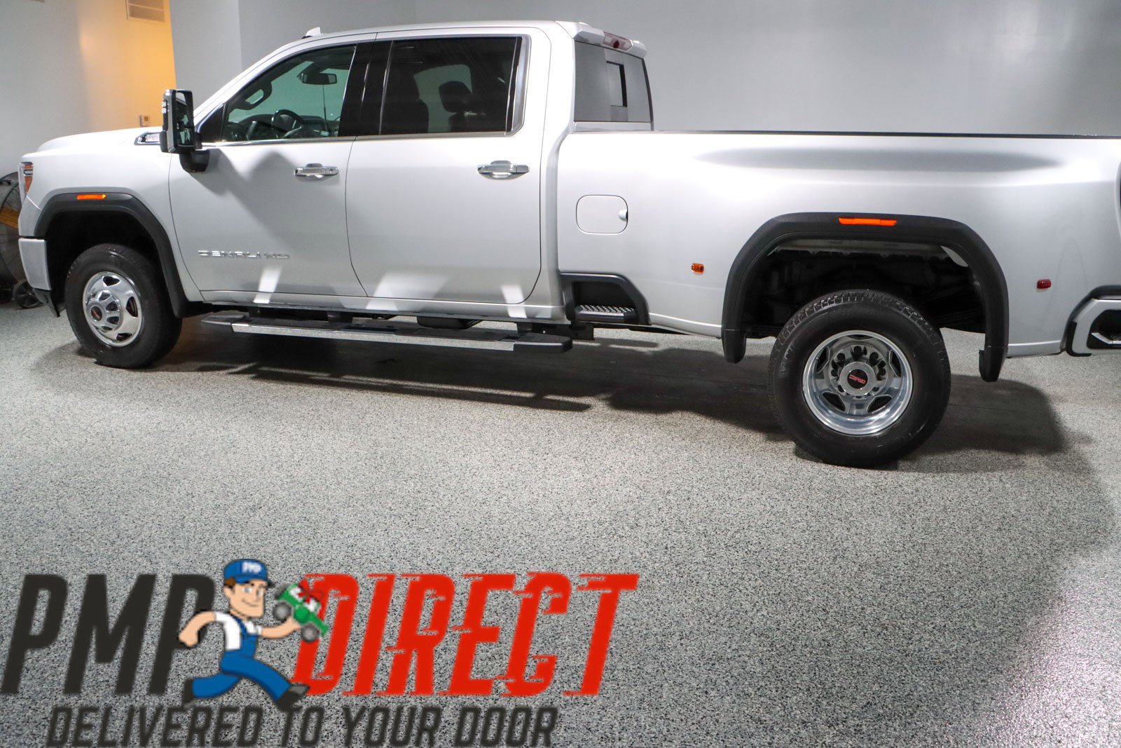Used 2022 GMC Sierra 3500 Denali image 10