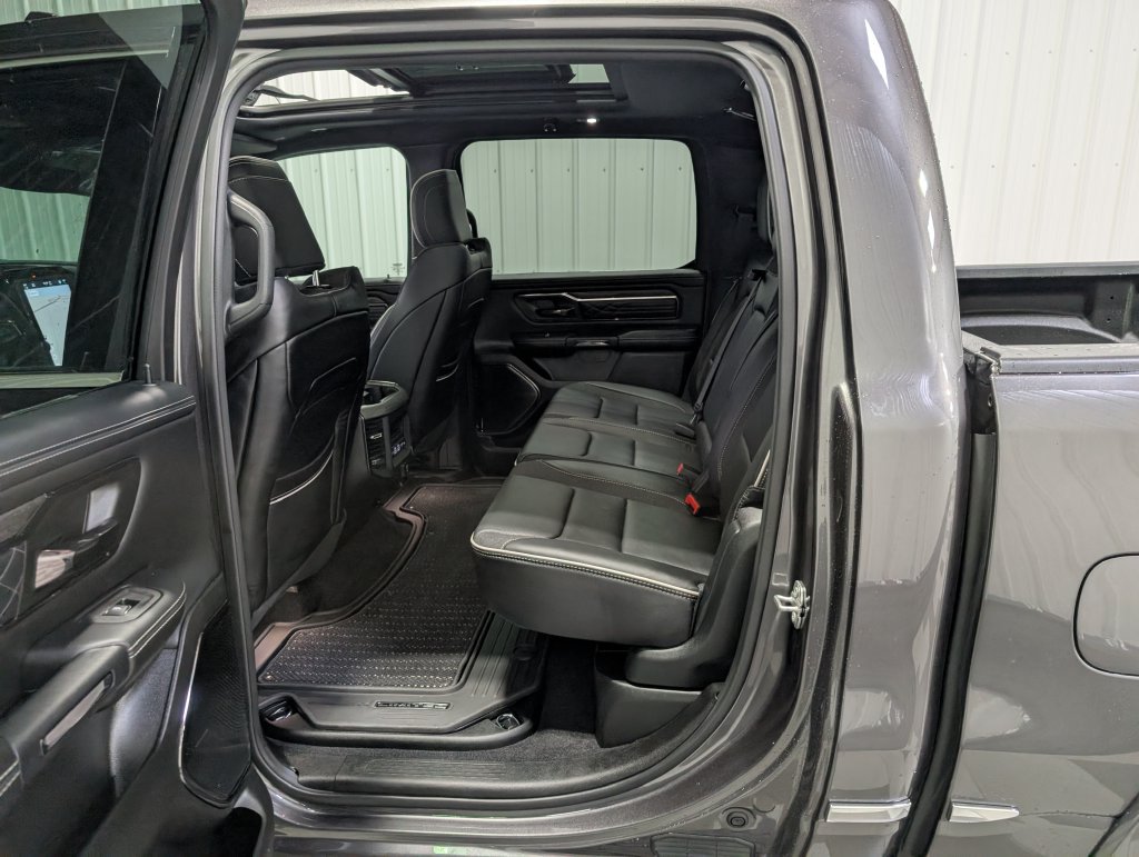 Used 2026 RAM 1500 Limited AWD/4WD image 11