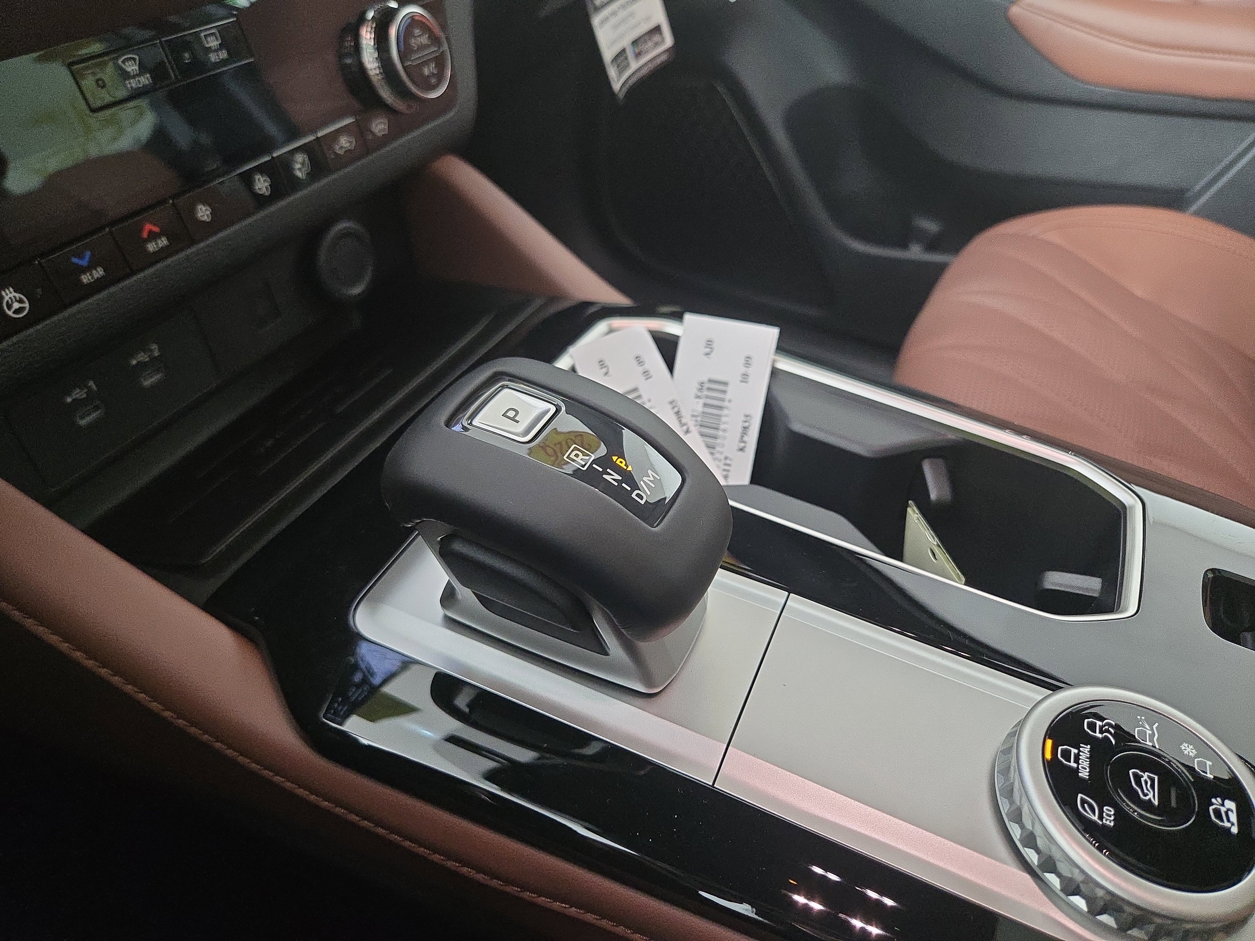 New 2026 Mitsubishi Outlander SEL image 24