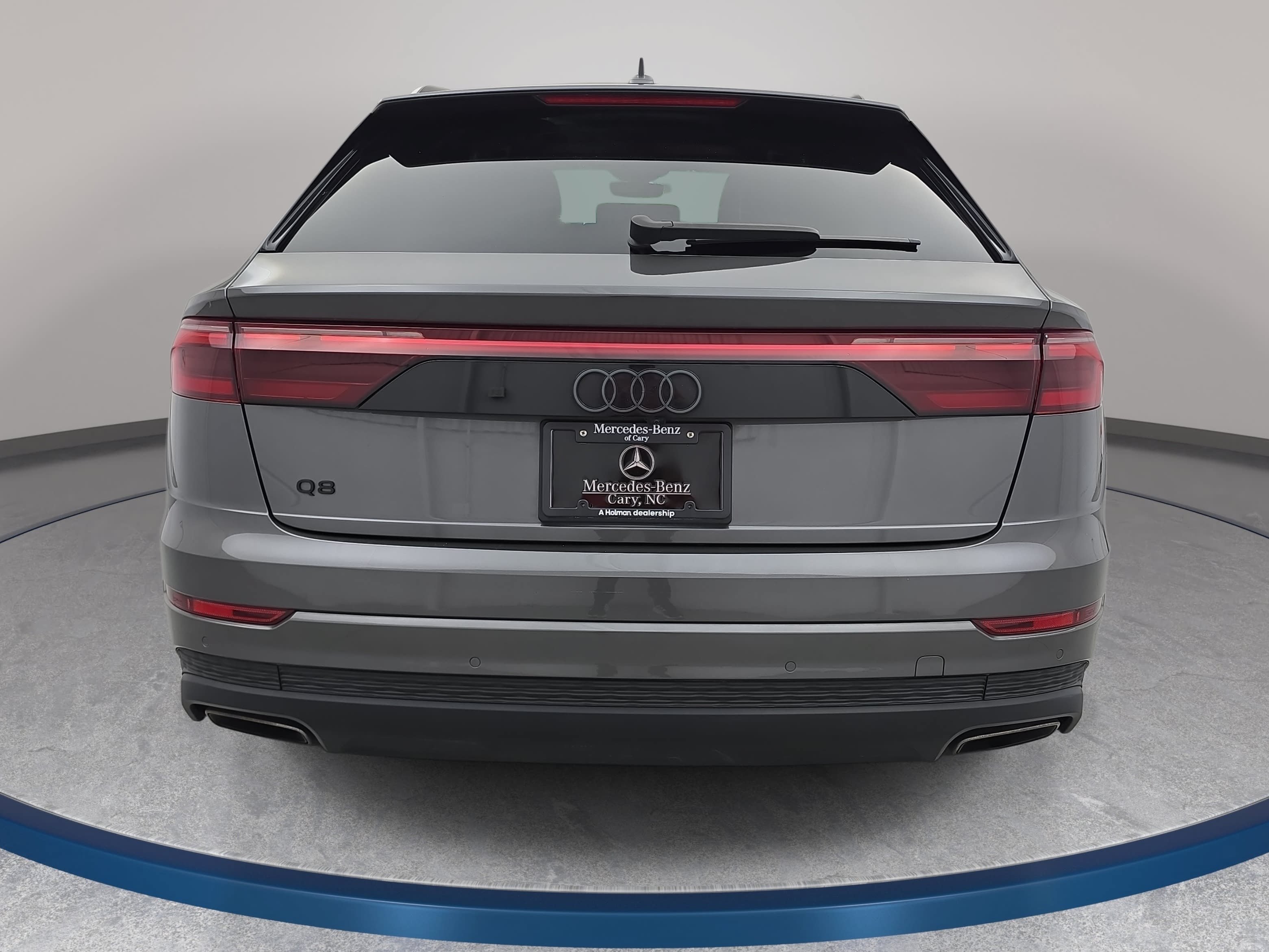 Used 2024 Audi Q8 Premium Plus AWD/4WD image 6