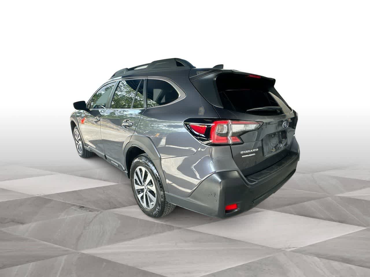 Used 2025 Subaru Outback AWD/4WD image 6