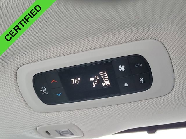 Used 2019 Chrysler Pacifica Limited image 23