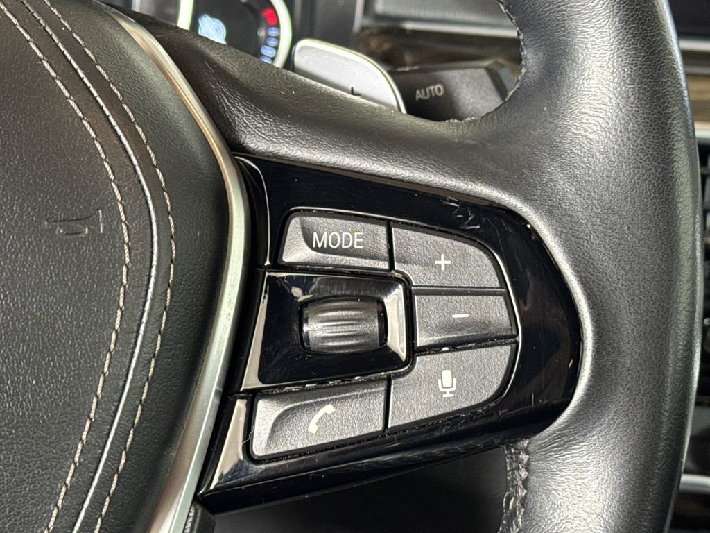 Used 2019 BMW 540i RWD image 25