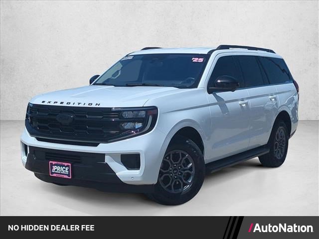 Used 2025 Ford Expedition Active RWD image 1