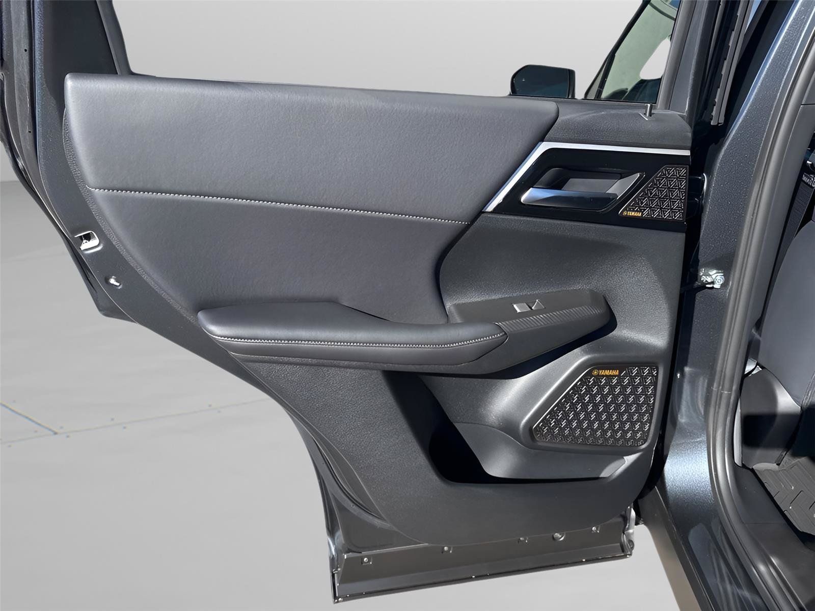 New 2026 Mitsubishi Outlander SE FWD image 31