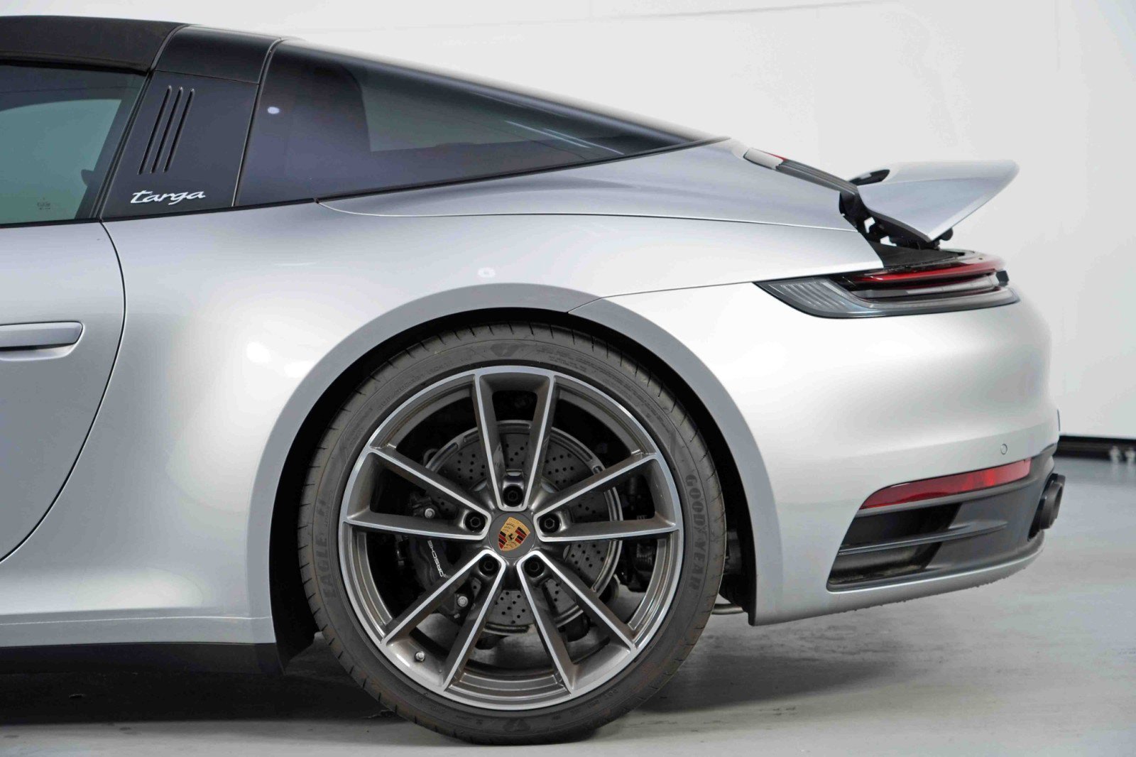 Used 2024 Porsche 911 Targa 4 w/ Premium Package image 51