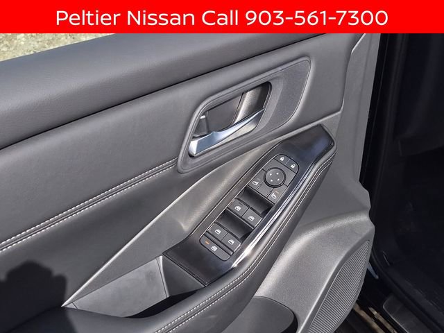 New 2026 Nissan Rogue SV image 9