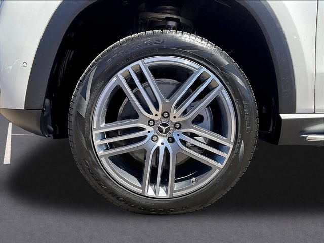 Used 2024 Mercedes-Benz GLS 450 4MATIC image 36