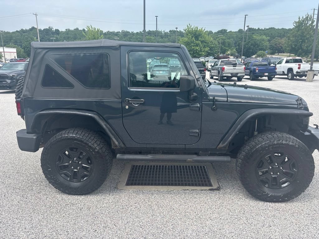 Used 2016 Jeep Wrangler Sport AWD/4WD image 2