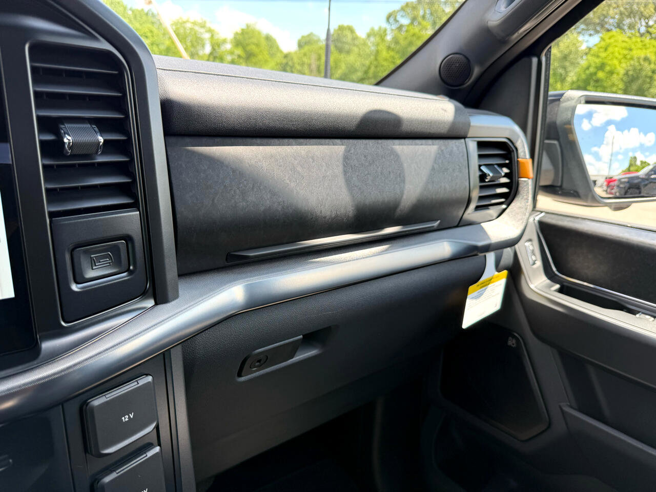 New 2025 Ford F150 Tremor w/ Equipment Group 402A High image 23