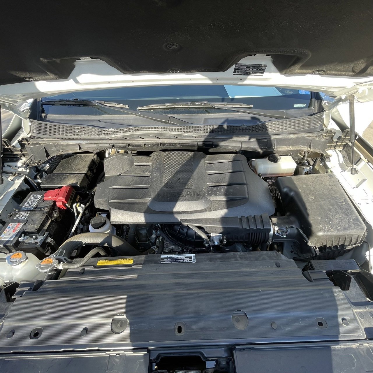 Used 2024 Nissan Titan SV w/ SV Convenience Package image 26