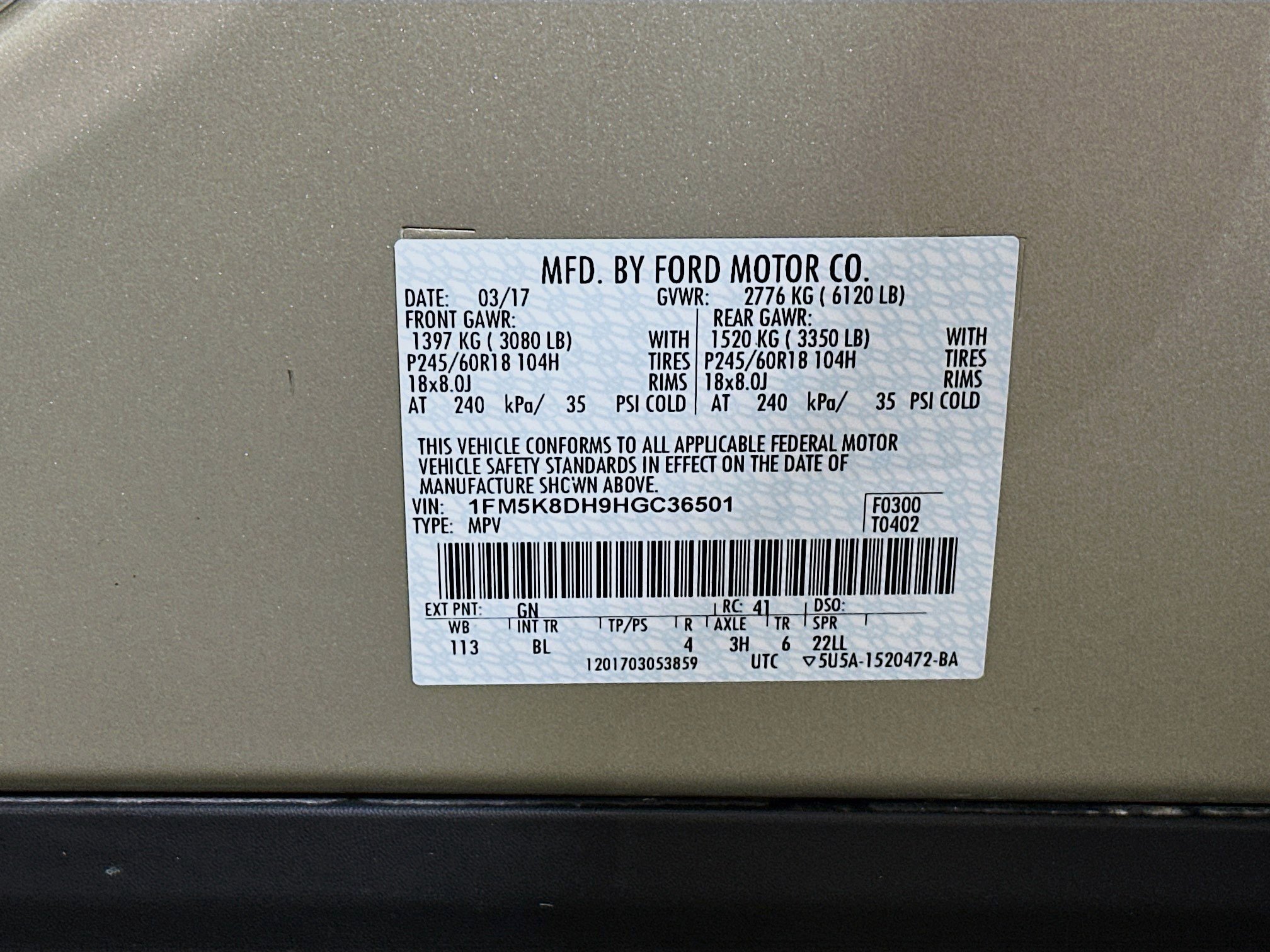 Used 2017 Ford Explorer XLT w/ Equipment Group 202A AWD/4WD image 31