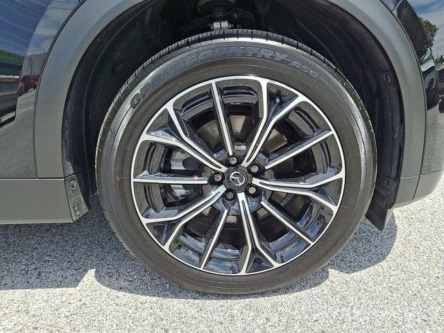 Certified 2025 MAZDA CX-70 Plug-In Hybrid w/ Premium Plus AWD/4WD image 10