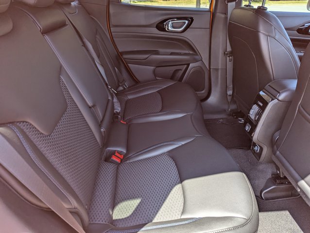 New 2026 Jeep Compass Latitude AWD/4WD image 29