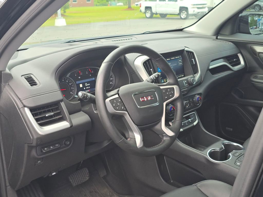 Used 2024 GMC Terrain SLT w/ Infotainment Package II AWD/4WD image 14