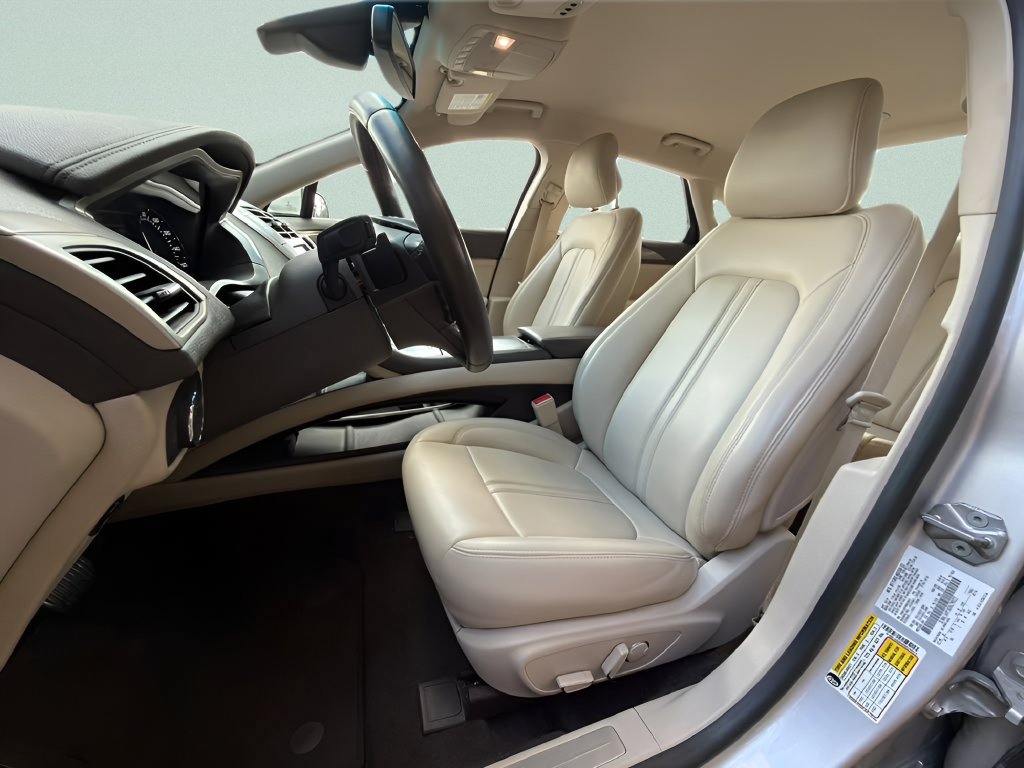 Used 2019 Lincoln MKZ Premiere FWD image 10