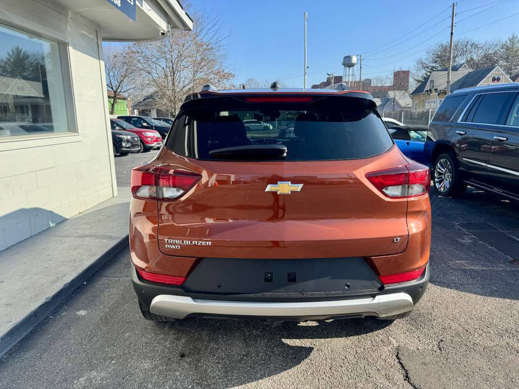 Used 2021 Chevrolet TrailBlazer LT w/ Convenience Package image 14