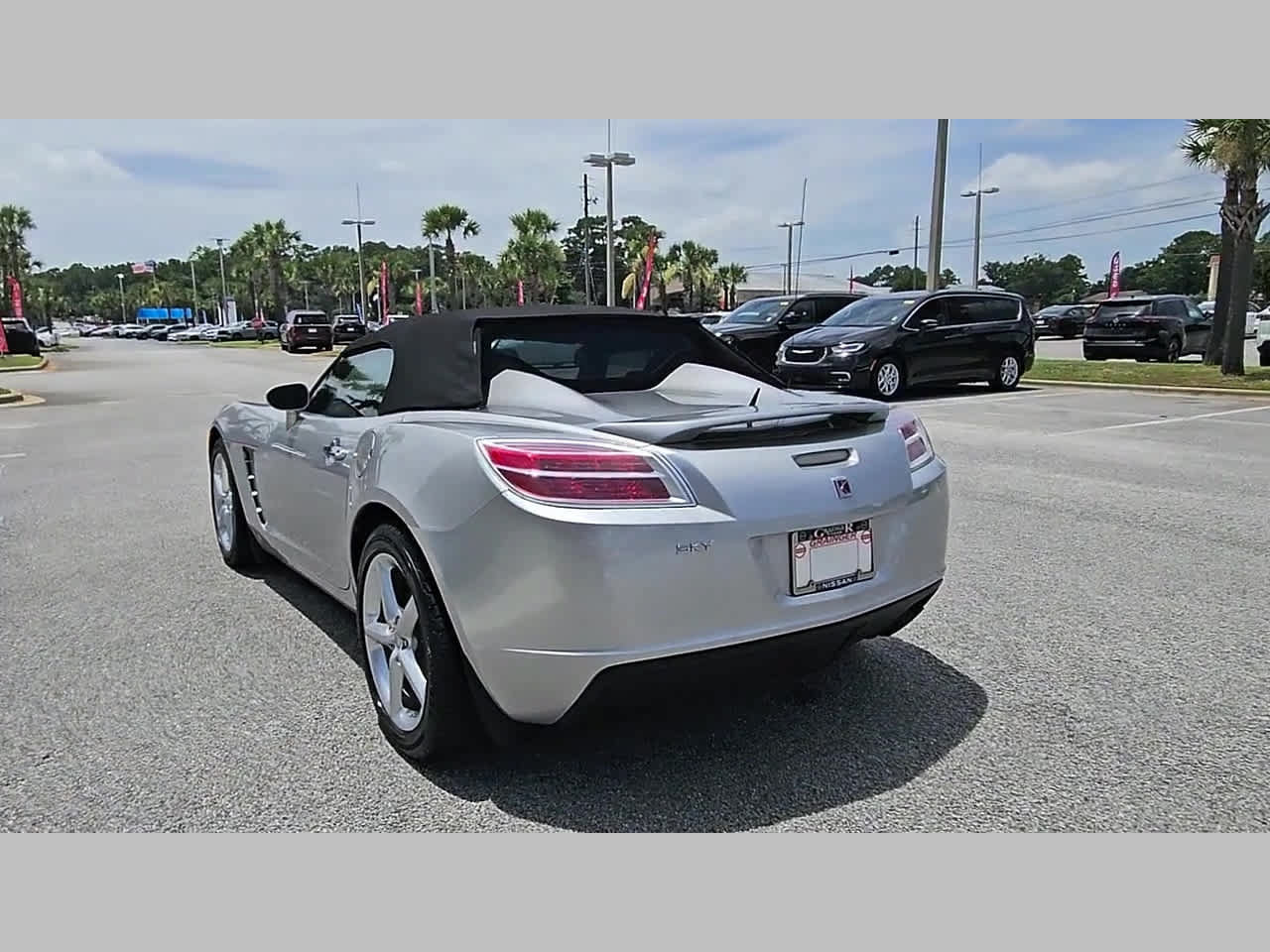 Used 2008 Saturn Sky RWD image 26