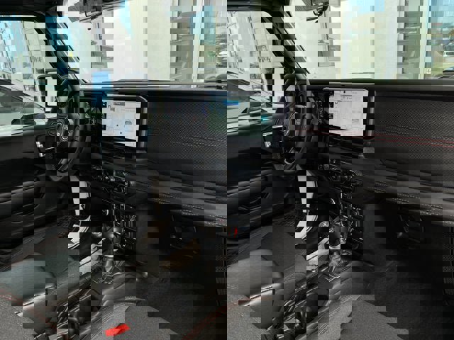 Used 2025 Jeep Wrangler Unlimited Rubicon image 20