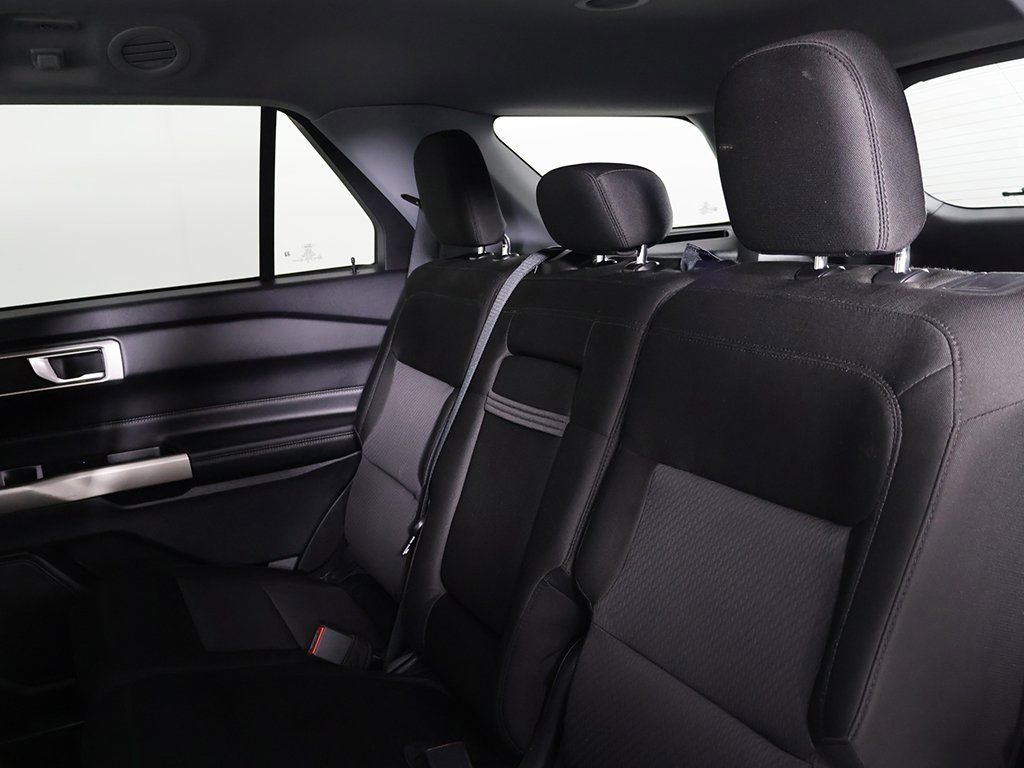 Used 2022 Ford Explorer XLT image 27