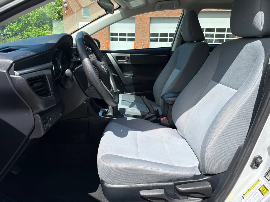 Used 2014 Toyota Corolla L FWD image 12