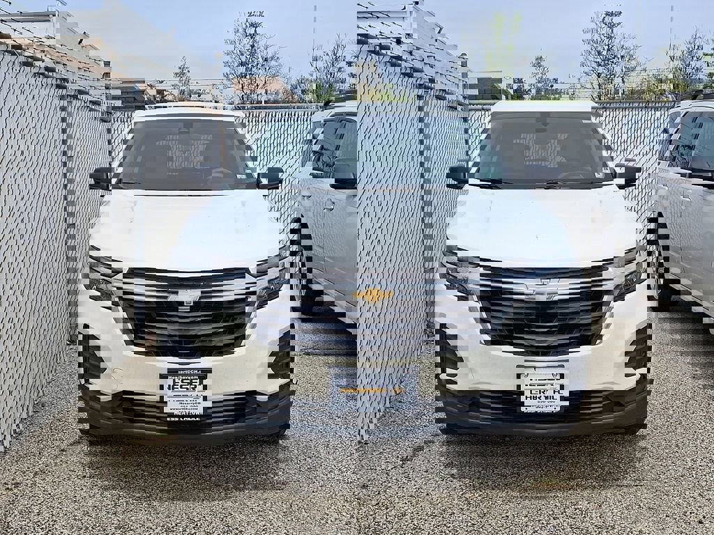 Certified 2023 Chevrolet Equinox LS w/ LS Convenience Package image 4